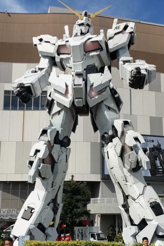 作品名：ユニコーーーーン‼️<p>本日、東京出張最終日、時間を作って見に行きました。ユニコーン。丁度着いたら人だかりが、変形してました😁。 PGのνガンダムもありました。欲しくなりますね😆。 荷物が多かったので、限定品を眺めて、Seed freedomの […]</p>
