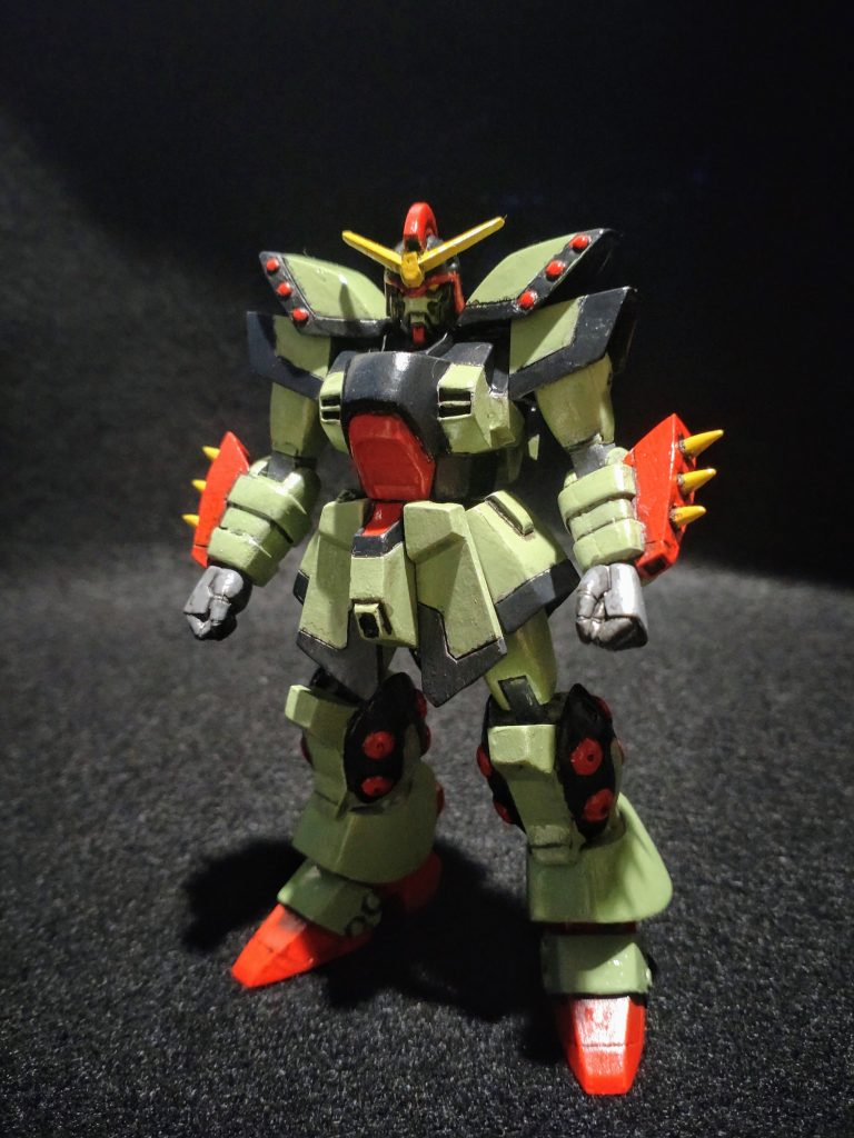 ジャンクでバラバラになっていた物をDG細胞の力？で再生しました。キットはGガンダムシリーズのポリキャップを使って、フル稼働モデルにできる仕様です。固定ポーズ用のパーツも入ってます。