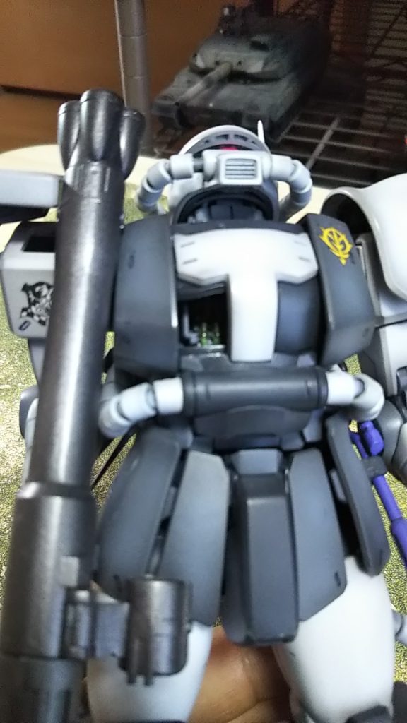 このキットにはパイロット(エリック・マンスフィールド中佐)がついています