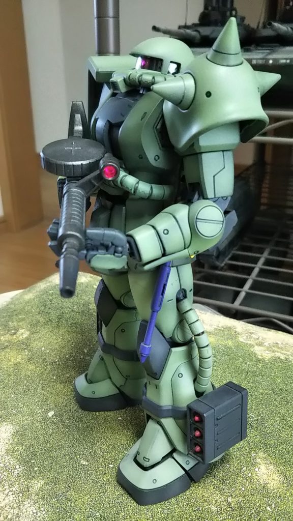 右斜め前(銃口向いてる💦)