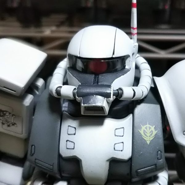 あえて旧キットMG高機動型ザクⅡを