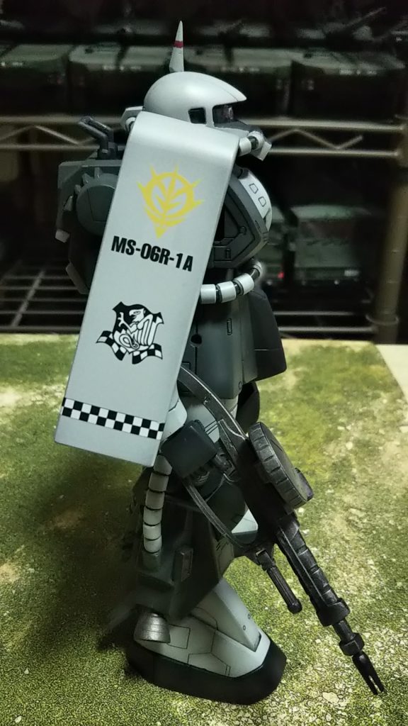 右側面、シールドは2.0より細く長かった💦