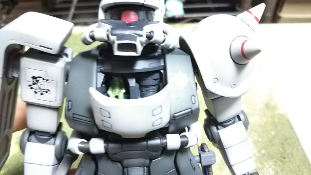 このキットにはエリックマンスフィールド中佐がついています