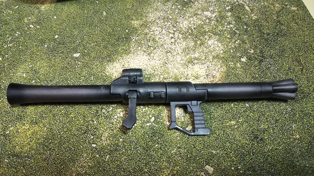 280ミリバズーカ💦細いです砲口パーツの合わせ目消し大変です