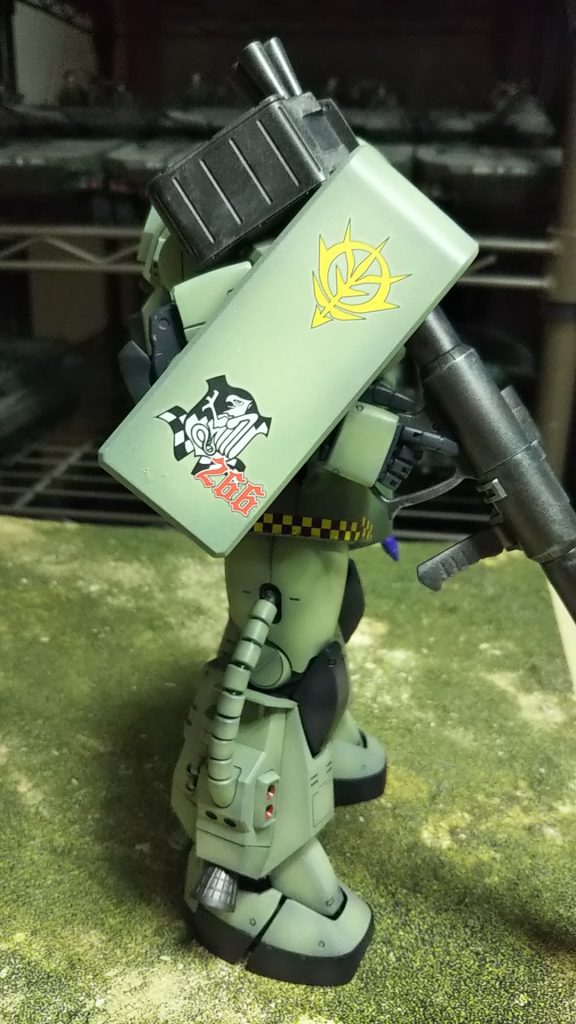 右側、シールド🛡️ジオン国防軍266
