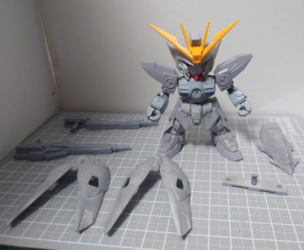 サフ萌え。ここから塗装、マーキングで仕上げます。