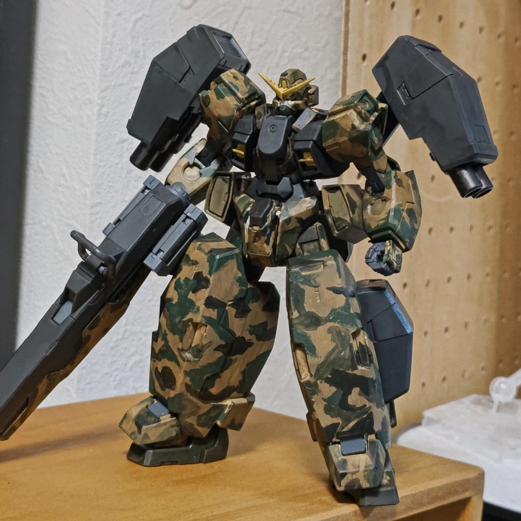 HGガンダムヴァーチェ迷彩塗装–2枚目/制作者:tkt
