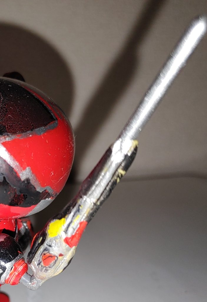 DVディフェンダー▪ディフェンダーガンが変形した「ディフェンダーソード」。材料は一緒^_^;