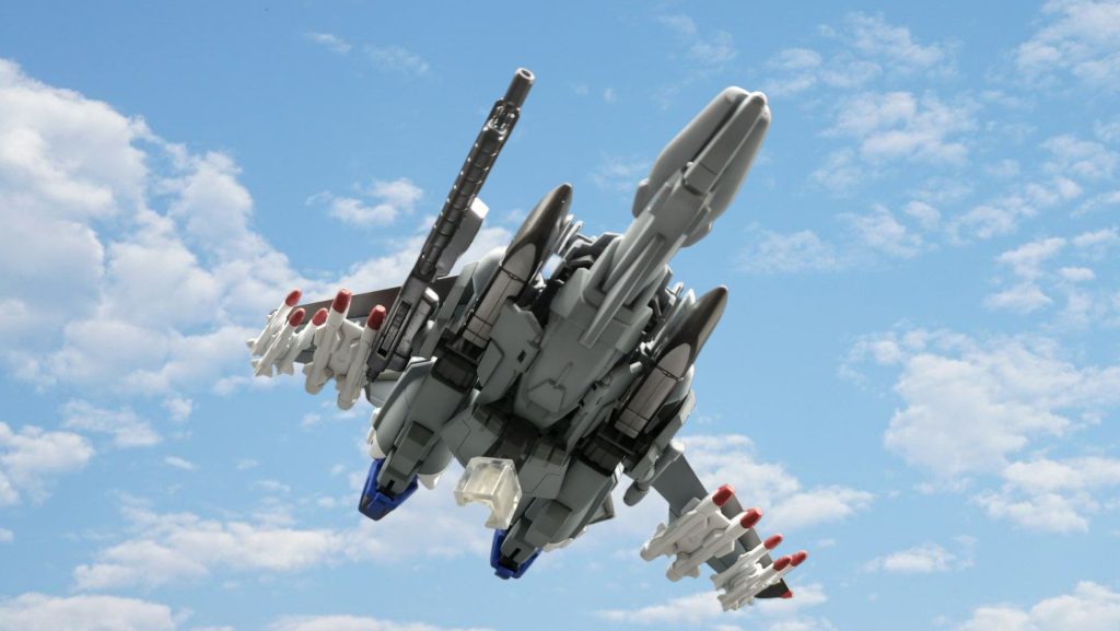 背面も格好良!カラーが現実の航空機みたいで良!!ビーム・スマートガンは着脱式。