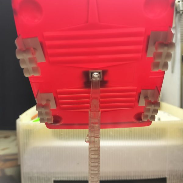 •平面が大きいキットでお試し•主翼尾翼にも多少スジボリ•その他 コクピット タイヤ ネオジム仕込み 旧HGグフも同時進行（5枚目）