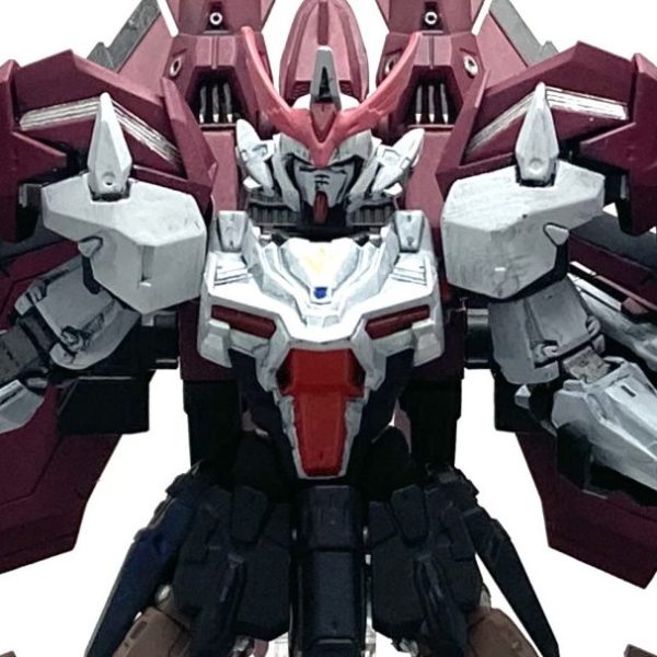 L.U.I.ブースター(鷹嶺ルイ専用機)