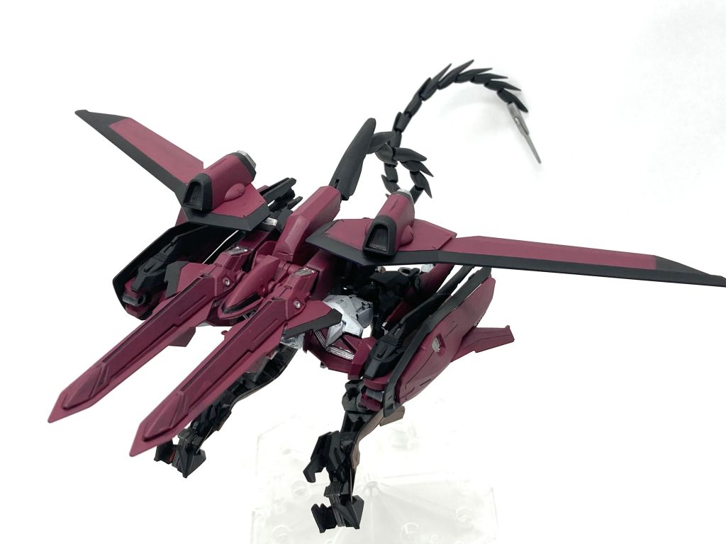 L.O.ブースターの変形機構は活かしてます