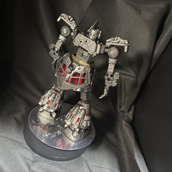 MGゲルググ2.0を制作してまして、内部フレームがかっこいいと思って、外装後回しで先に塗装しました‼️もっと塗り分けとかしようかなって思ったんですが、これくらいでも良いかなと無理やり納得して外装に取り掛かろうかと思います‼️（3枚目）