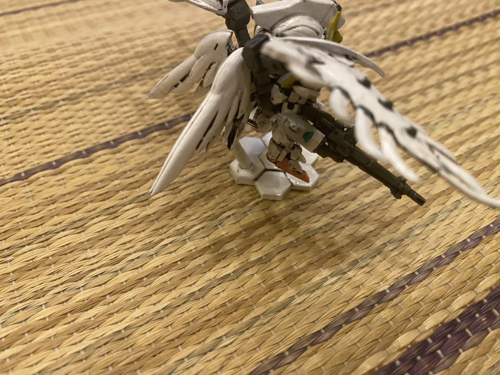 左から。ツインバスターライフルが凄い良いカンジ