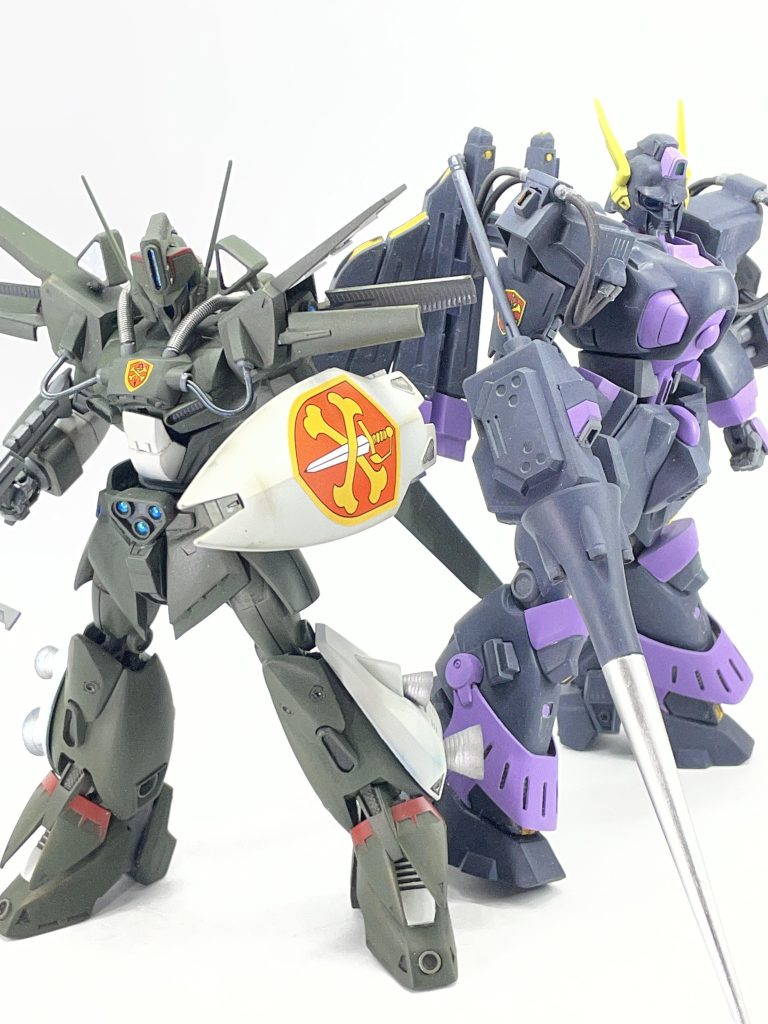 前に投稿したベルガ・ギロスと一緒に。