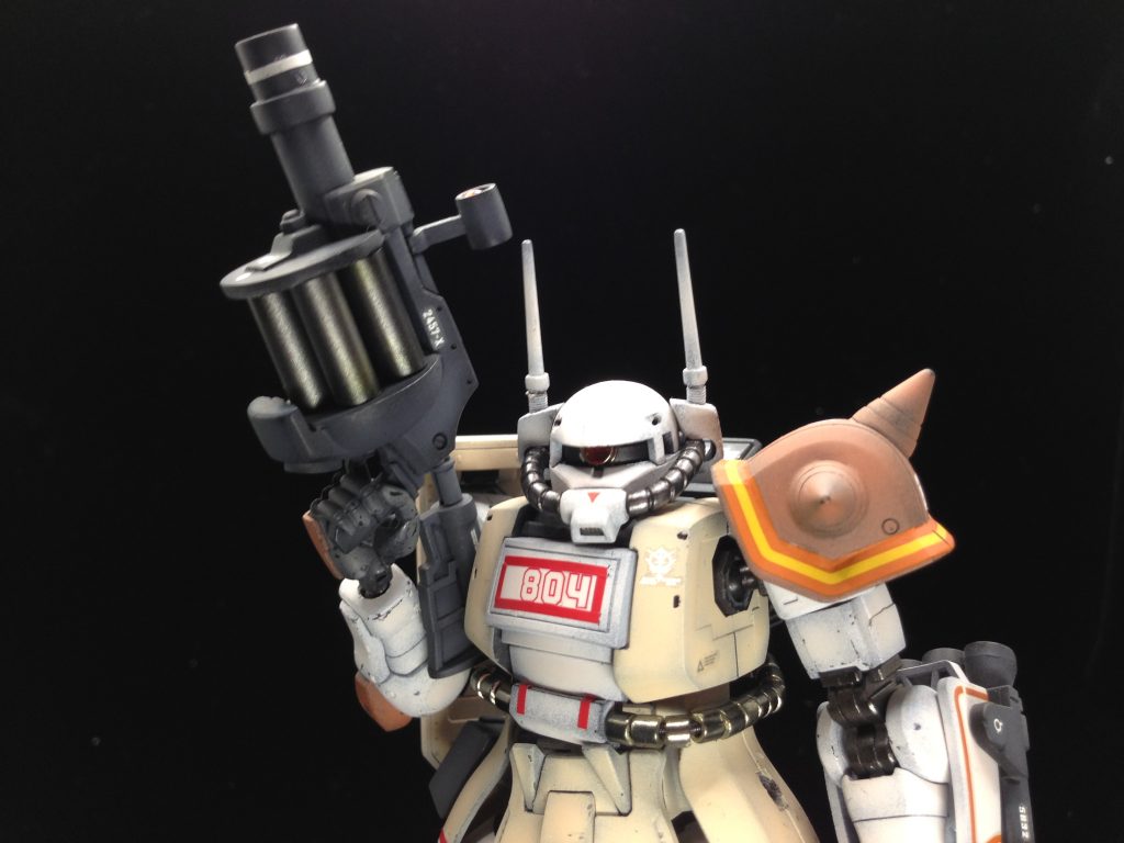 今回は最近のキットなので、切ったり貼ったりが少なかったので制作中の写真をほとんど撮ってませんでした