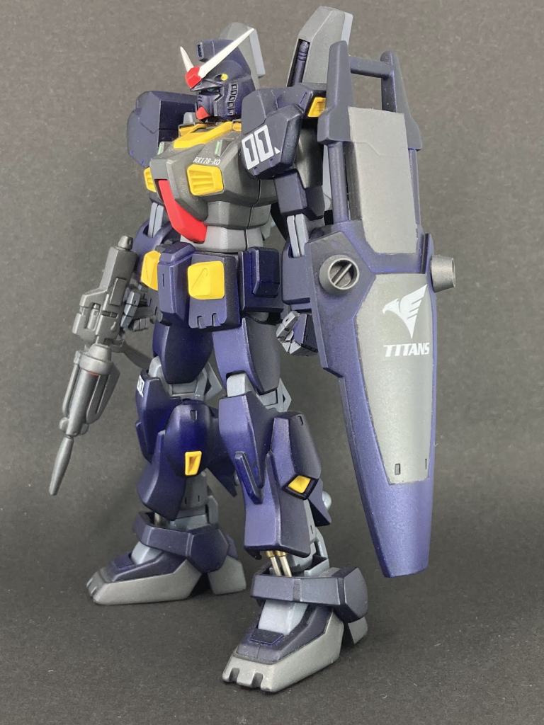 頭部はガンダムのヘルメットにGP01のトサカとアンテナ、マスクはMk-Ⅱ（2008年8月マスクをGP03に変更）胸部鎖骨ダクトを新造肩はGP01とMkⅡを組み合わせてパテで形状変更腰周りはガンダムより形状変更して流用ふくらはぎバーニアを新造しスネにダミーシリンダー追加各部のパイプ状ディテイールを除去し膝裏にディティール追加盾はMG風に形状変更ライフルはGP01のものを切りつめ銃身の上にバーを追加し、Mk2のエネルギーパックを装着手首はハイディティールマニピュレーター