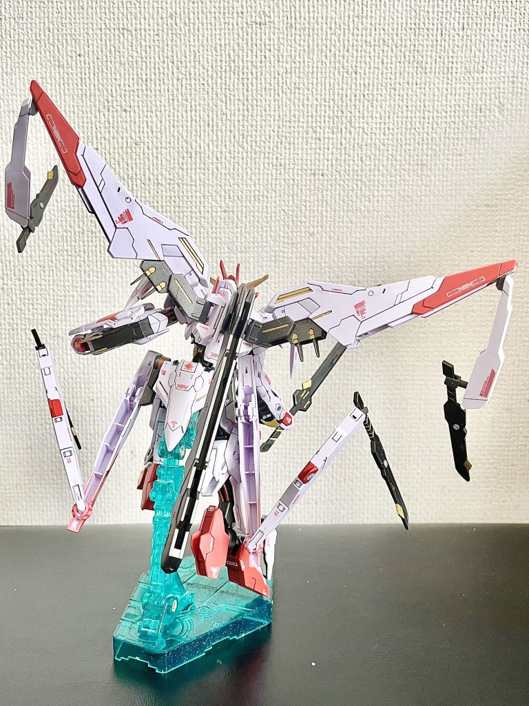 武器多くて、同じ武器を何本も作ったり塗ったりするのは根気がいるので、疲れてる時はやりません（笑）