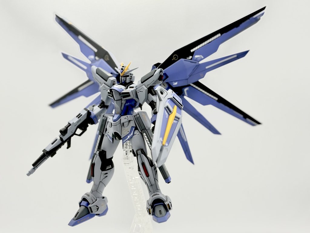 舞い降りる剣風