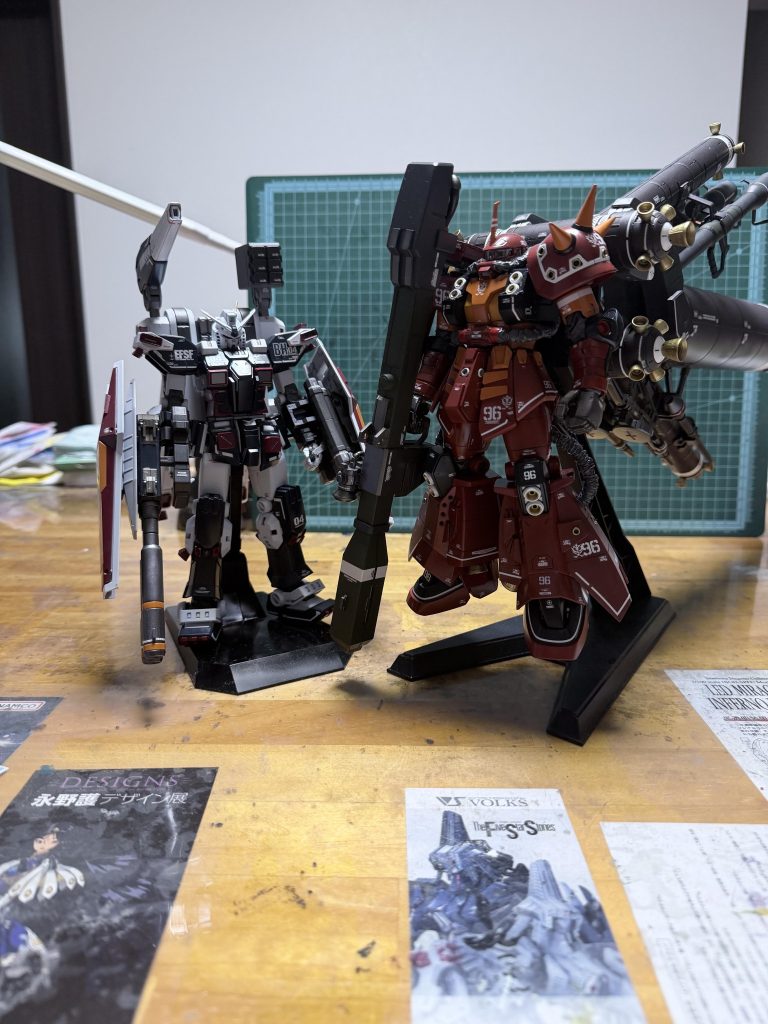 実は、サイコザク完成後に互いが必要と思い、超速でリペイントしてるフルアーマーガンダム。近々🆙します💦