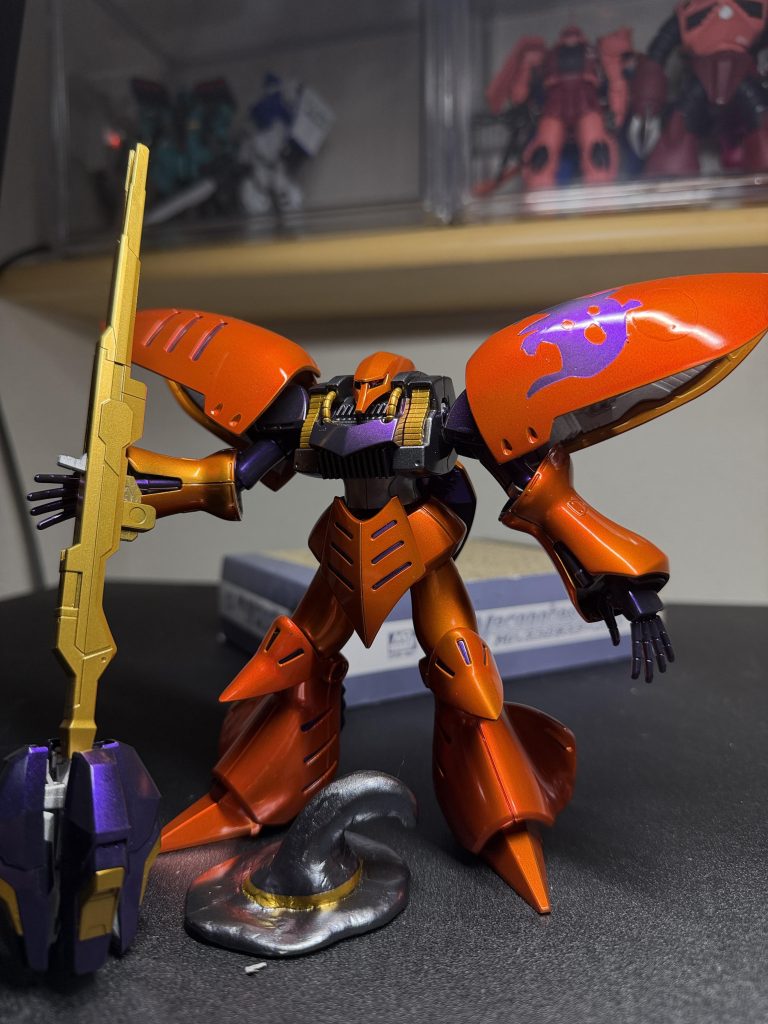 帽子はパテで作りましたがHGにはデカすぎでした。