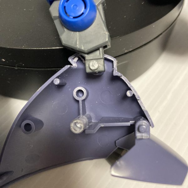 イメージはこんな感じ😊脚部はドムR35とツヴァイとトローぺンこんな感じにミキシングしました次は腕😊 （5枚目）