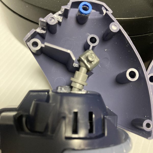 イメージはこんな感じ😊脚部はドムR35とツヴァイとトローぺンこんな感じにミキシングしました次は腕😊 （4枚目）