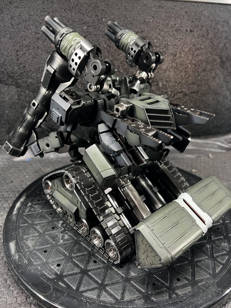 情報量を増やしたくてブキヤとプラ板を駆使しましたまだまだ造形が粗いです💦