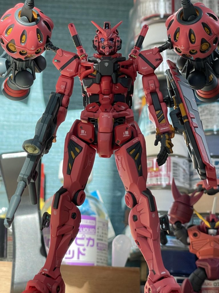 今回、初めてジークアクスのキットを組んだわけですが、噂通りかなり細かいキットでした。そして、自分にも忍び寄っていた事がわかりました。 そう。 Low Gunが…。最後までご覧いただき、ありがとうございました。