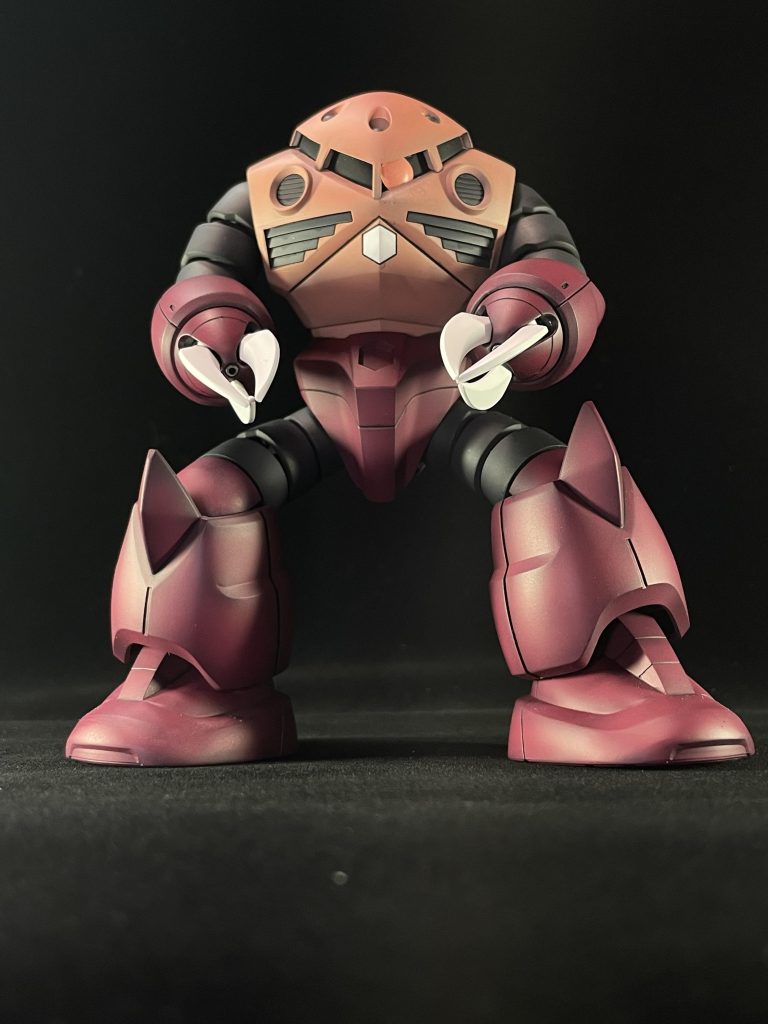 相当な古いキットらしいですが素晴らしい造形で感動しました。改造するスキルはありませんがパチ組でここまでのスタイルなら大満足です。