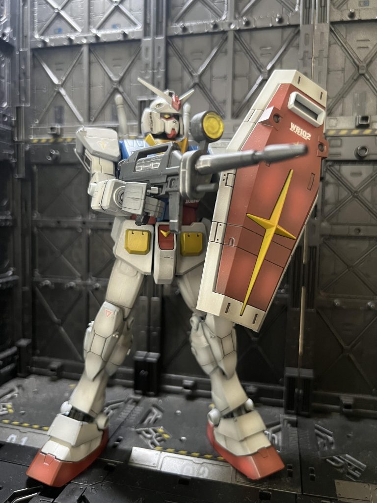 とにかく武器類の保持が大変。