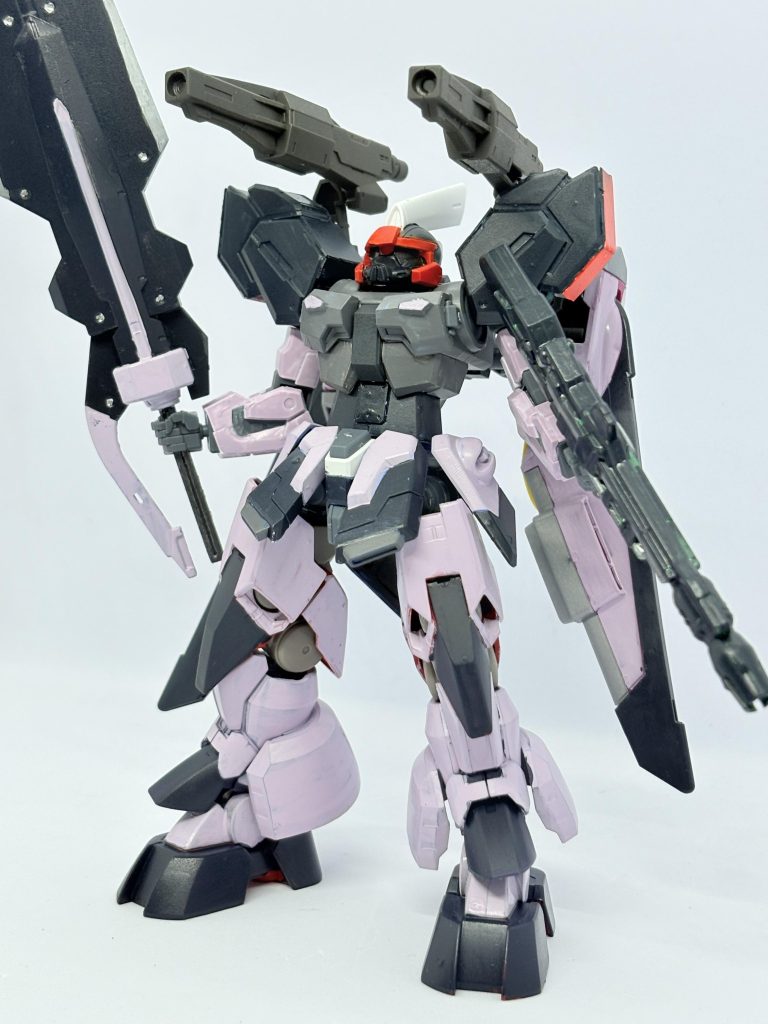 肩のキャノン「大嶽丸」。