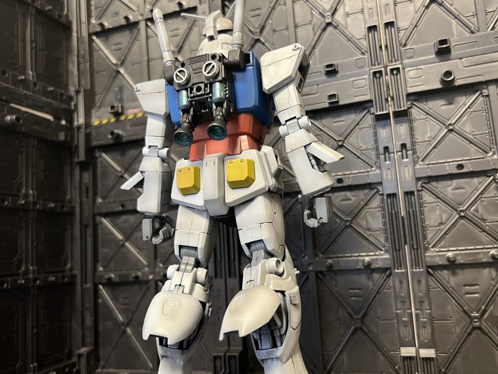 おまけ2そういえば、ふくらはぎのハッチは1/144プロトタイプガンダムでもありましたね。そのオマージュだつたのかな?