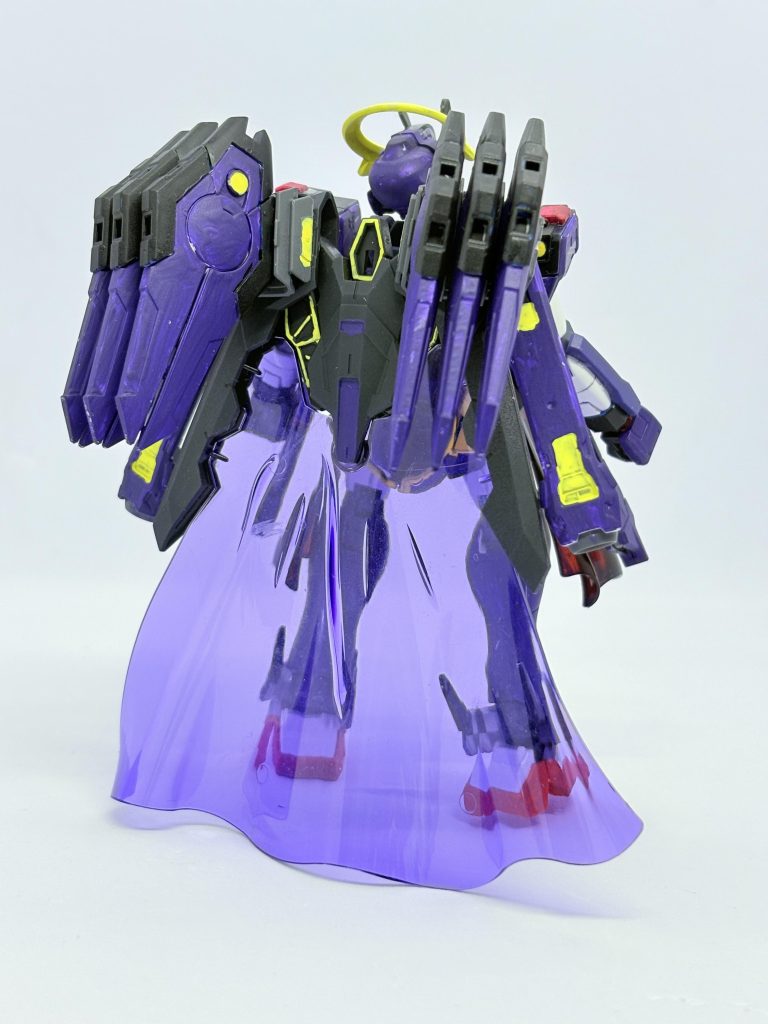 前後。ガンダムじゃないパーツでガンダムっぽくファクティス(偽り)から乗り換えるなら絶対今度はガンダムにちゃんと乗せようと考えてた。違うゲーム経験から外様だしと「ガンダム」にこだわってこなかった男が、カサネ達との戦いの中でガンプラバトルで交差する絆(クロスボンド)に気付く。コンセプトは全方位サポート。