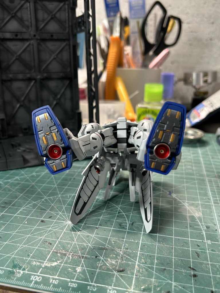 足裏も少し色分けしました、ちょっとセンスない配色だったかも。笑