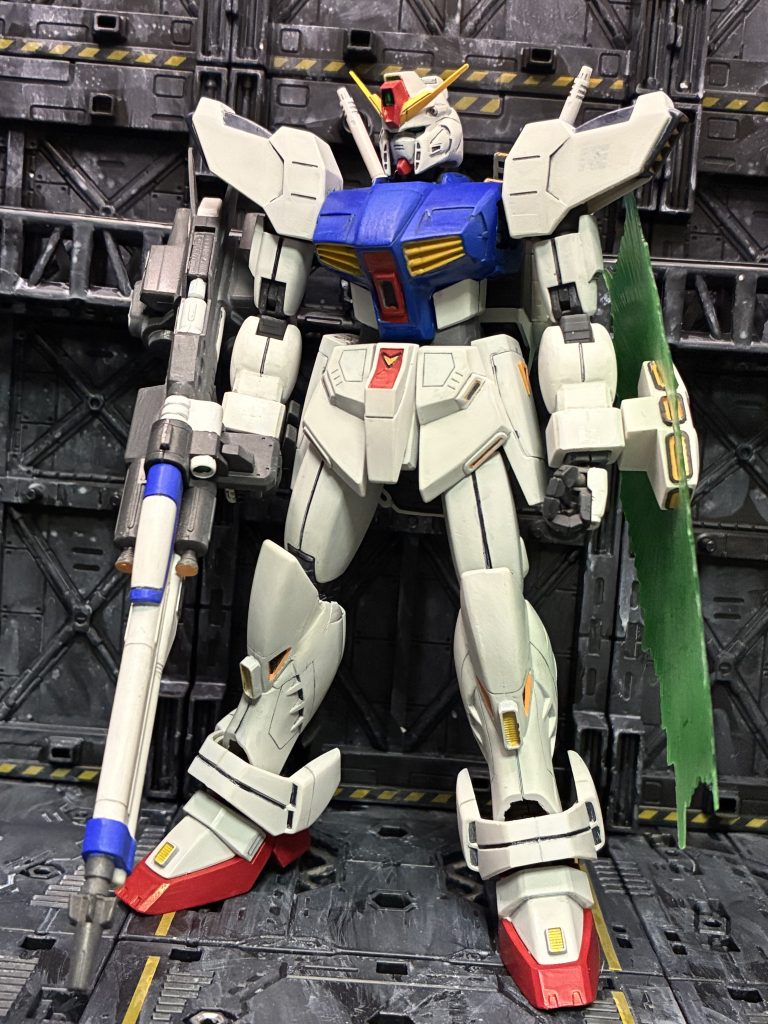 デカール無しのシルプル仕上げ