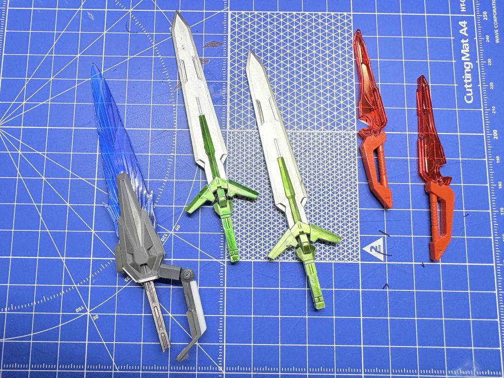 作品名：ジャンク供養スクラッチ<p>家のジャンク品を簡単改造中、近接武器編。 暇つぶしなのでクオリティはともかく自分の好きそうな形に。 最近誰も必要とせんやろと端折り続けているのでたまには元になったパーツの名前も載せる。</p>
