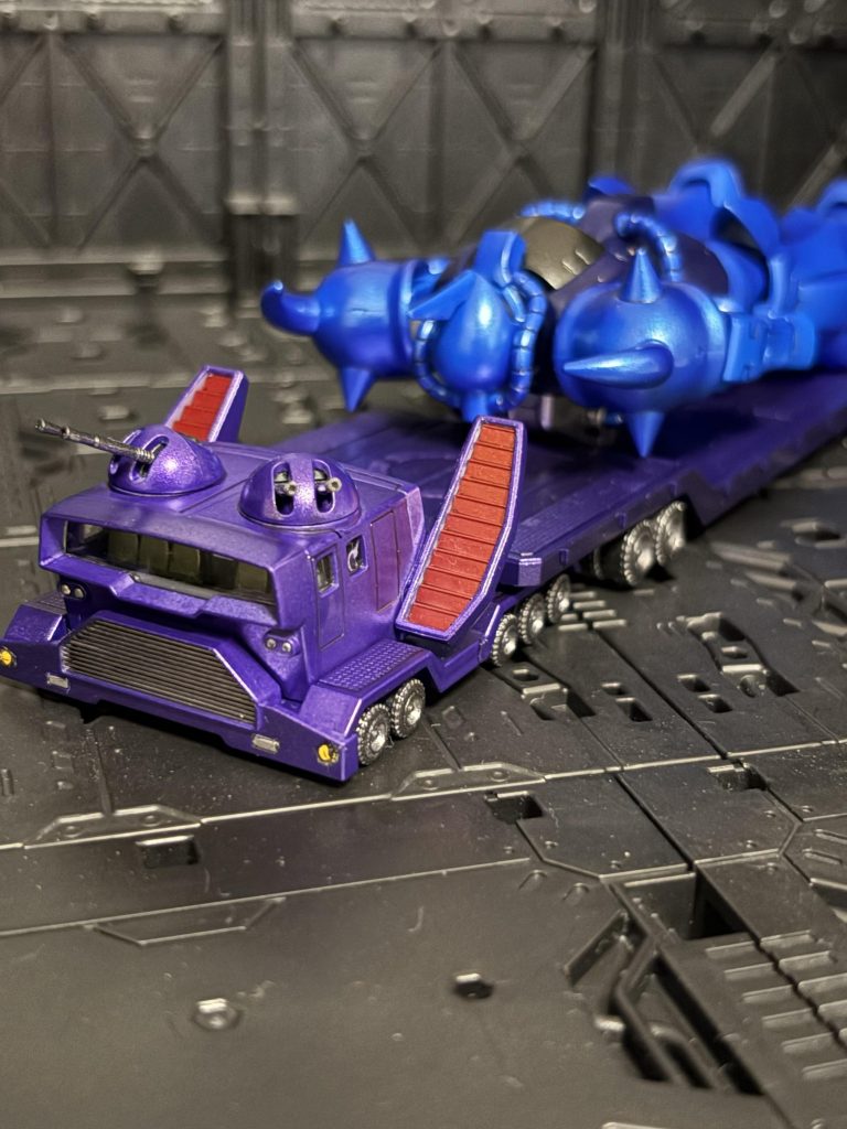 お約束、グフと😁