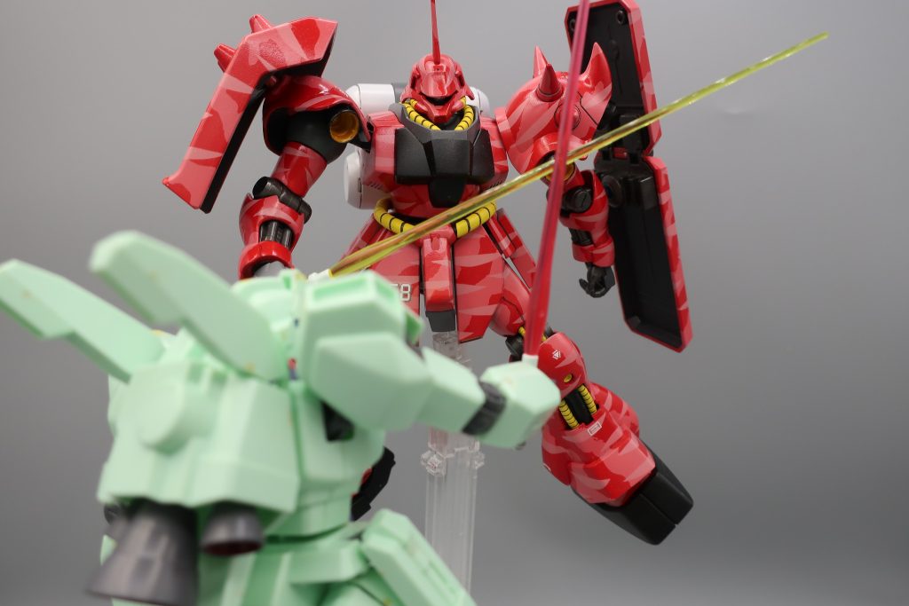 しかしその事実はアルミ缶集めおじさんとすれ違う時に見えてしまいましたアルミ缶集めおじさんが持っていた弁当は 『焼肉弁当』だったのです!居合斬りされたように心と体が硬直したような感覚になりました・・・・この私が・・・・・・・なぜだ・・・しかしこの時代にあまり言う事は差し控えます私 > アルミ缶集めおじさんカレー弁当 < 焼肉弁当 星空を見上げて帰ります 星空は宇宙です「行け! 自転車 忌まわしい記憶と共に!」            【終劇】