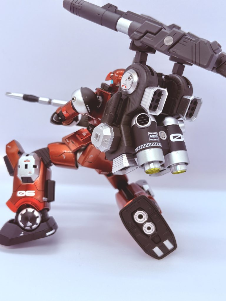 塗装赤:シルバー→ディープクリアレッド→クリア赤②シルバー→クリアルージュ→クリア黒①:サーフェイサーエヴォブラック→スーパースムースクリア艶消し黒②:グラファイトブラック→スーパースムースクリア艶消し灰:ニュートラルグレーⅣ→スーパースムースクリア艶消し銀:EXシルバー、スターブライトシルバー→クリア黄:シルバー→クリアーイエロー→クリア