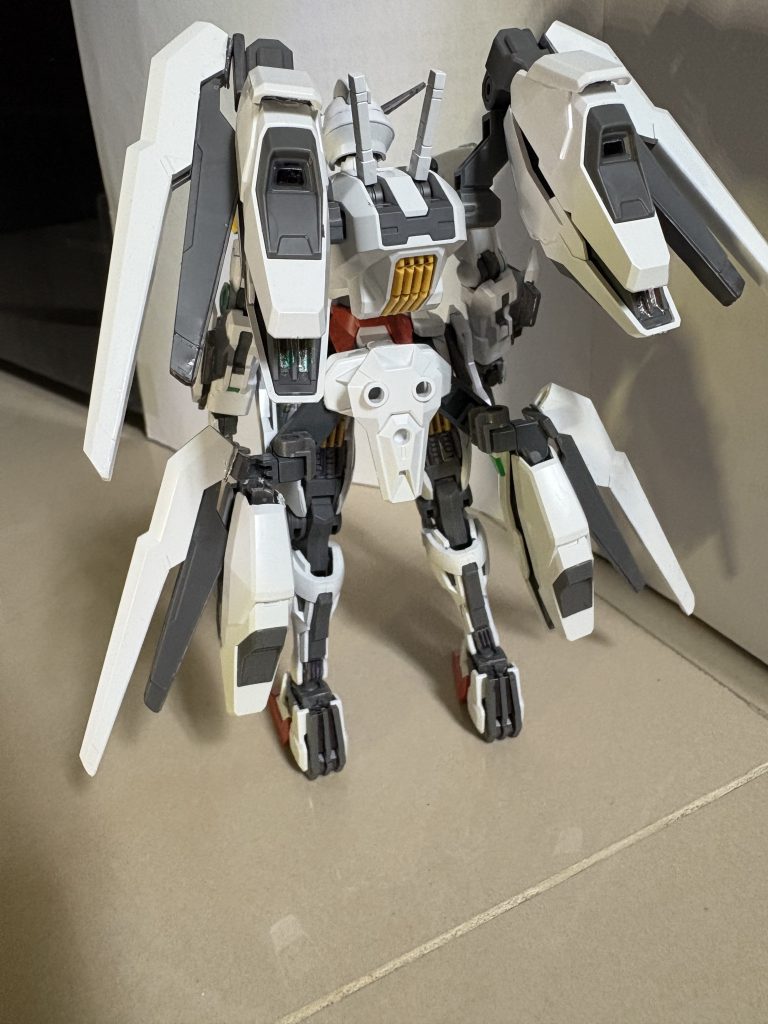 ガンダムイリス (Gundam Iris)–3枚目/制作者:@transient3492