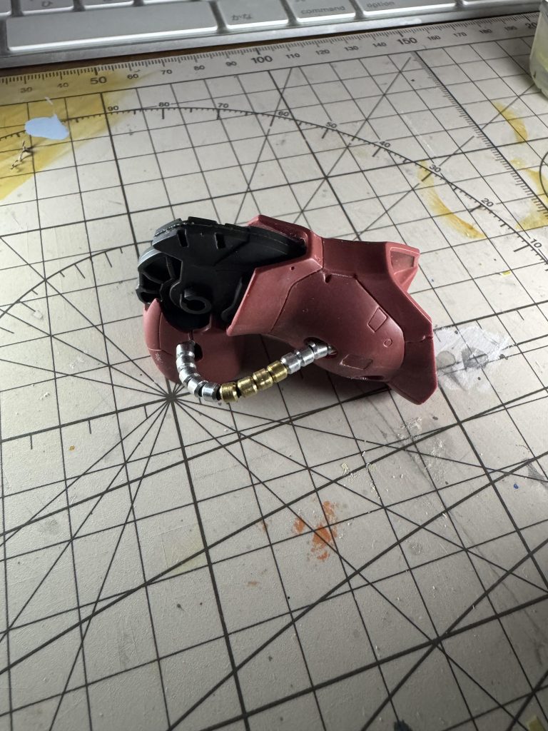 ちゃんと膝の曲がりにも追従するようにしたり素人なりに工夫したんですが、理想とする形にはなりませんでした。何かコツがあるのか???