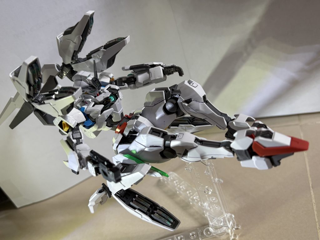 ガンダムイリス (Gundam Iris)–9枚目/制作者:@transient3492