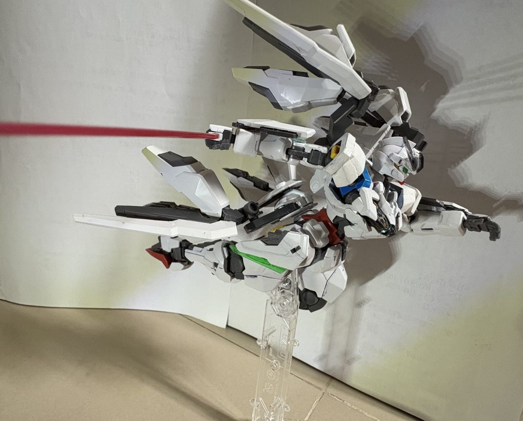 ガンダムイリス (Gundam Iris)–6枚目/制作者:@transient3492