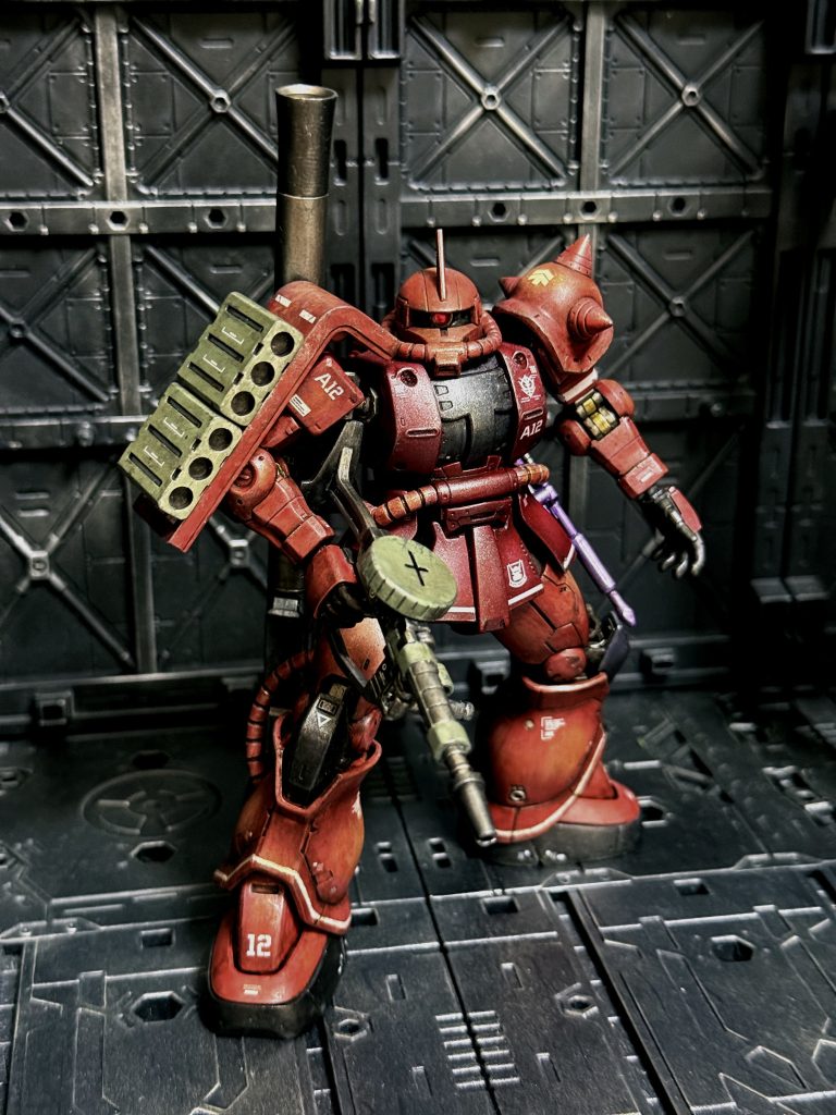 成型色は600番で全体やすりがけして塗料の乗りを良くしてから筆塗りしてます。