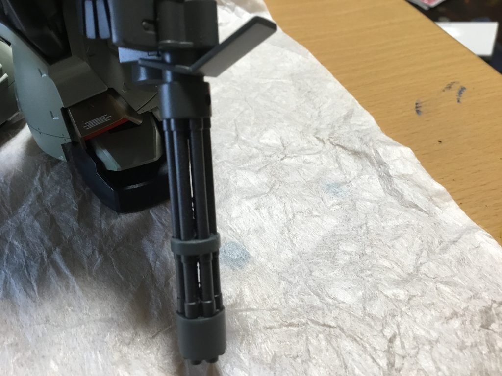 頑張った砲身の分割(目立たない汗)