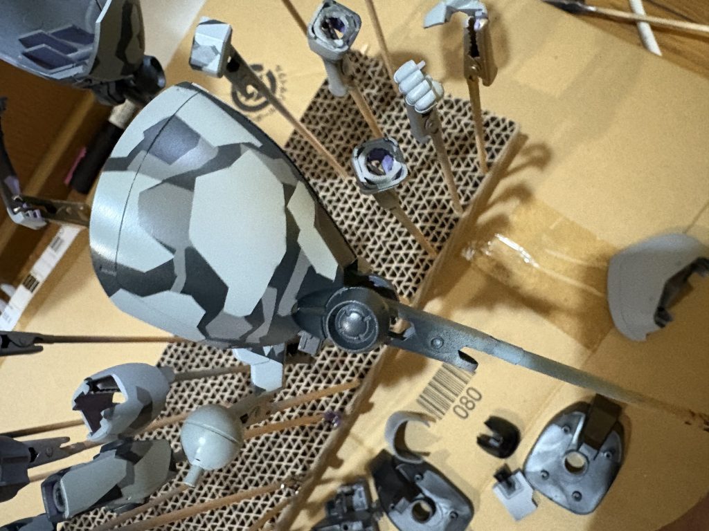塗装中・・・