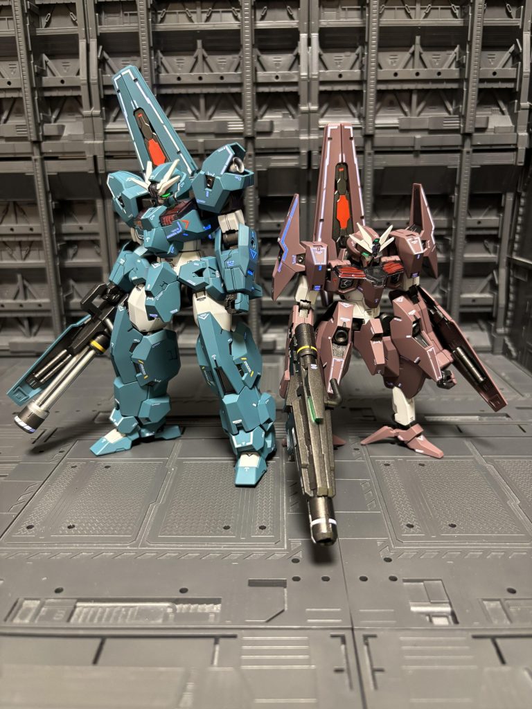 ルブリスウルと一緒に。こう飾ると様になってこじんてきにはすごい良いです🙆