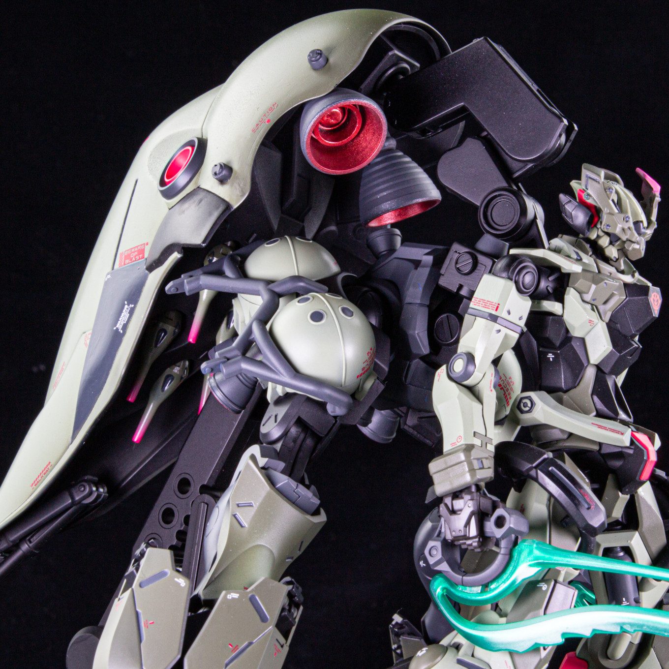 シャロンアクス