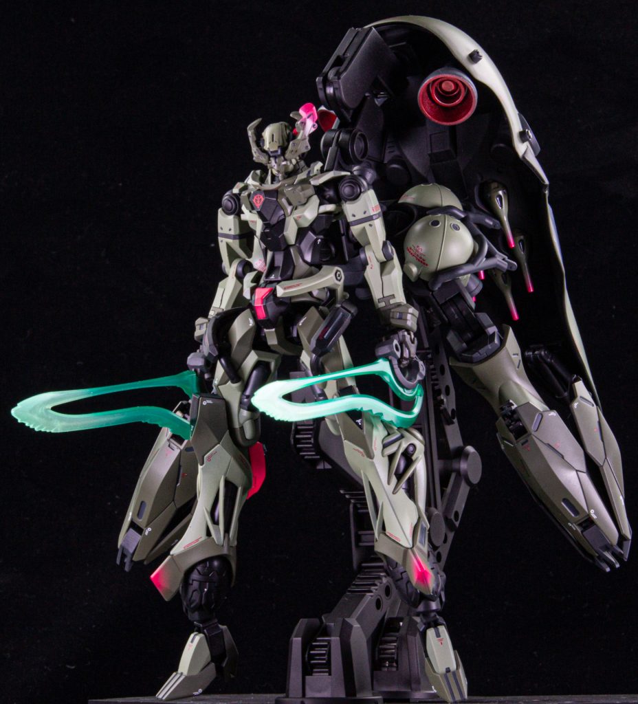 近接強襲型、ビームサーベル装備。